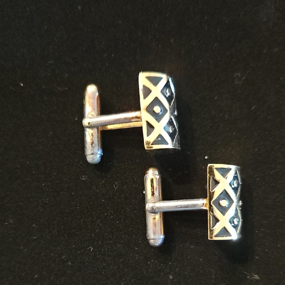 Classic Cufflinks Gold and Black Geometric - Picture 3 of 5